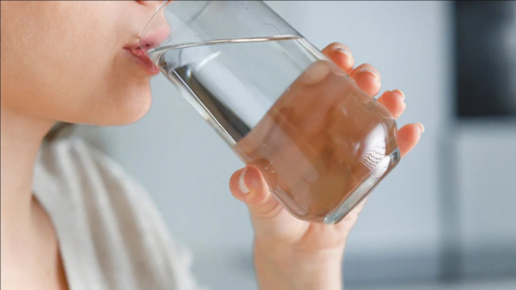 Do You Really Need 8 Glasses Of Water A Day? - FourLeaf
