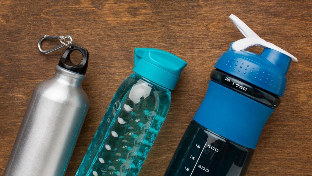 What Is The Healthiest Water Bottle To Use? Here's Your Answer - FourLeaf